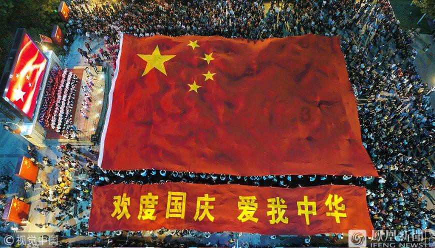 空袭敌营